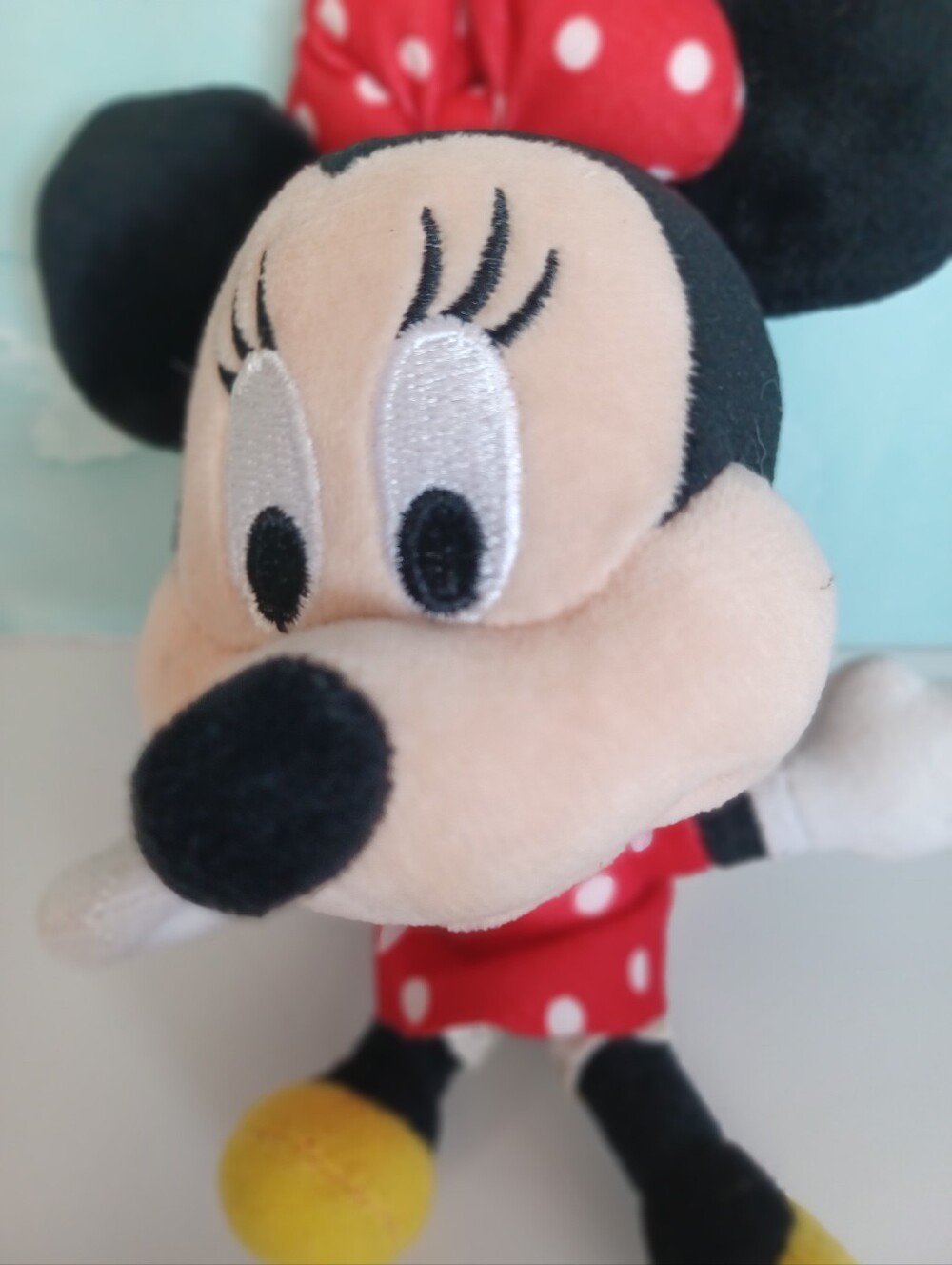 Disney Minnie Mouse Plush with Purse or Backpack Clip NEW